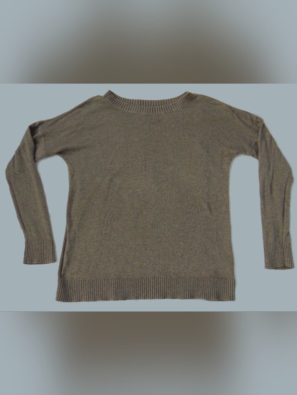 Banana Republic Crewneck Sweater – Size L – Taupe/Olive